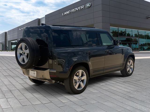 New 2026 Carpathian Grey Land Rover S image 5