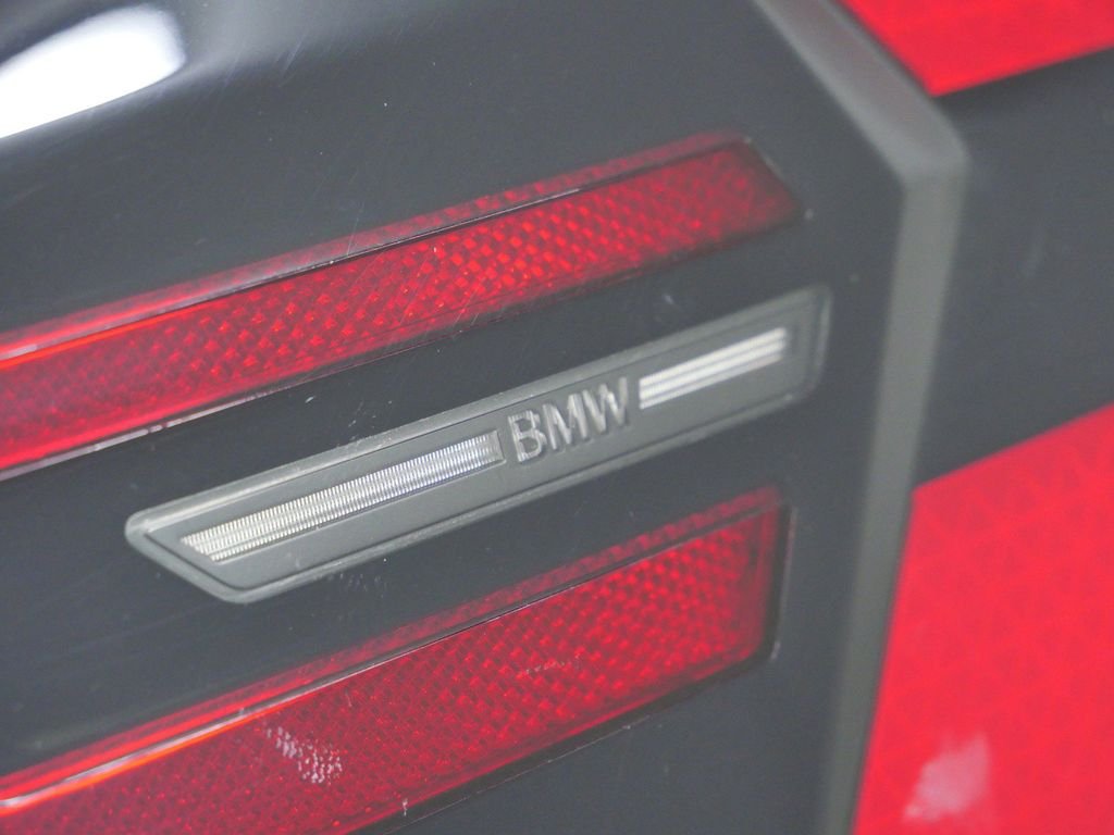 New 2026 Skyscraper Grey Metallic BMW xDrive40i image 18