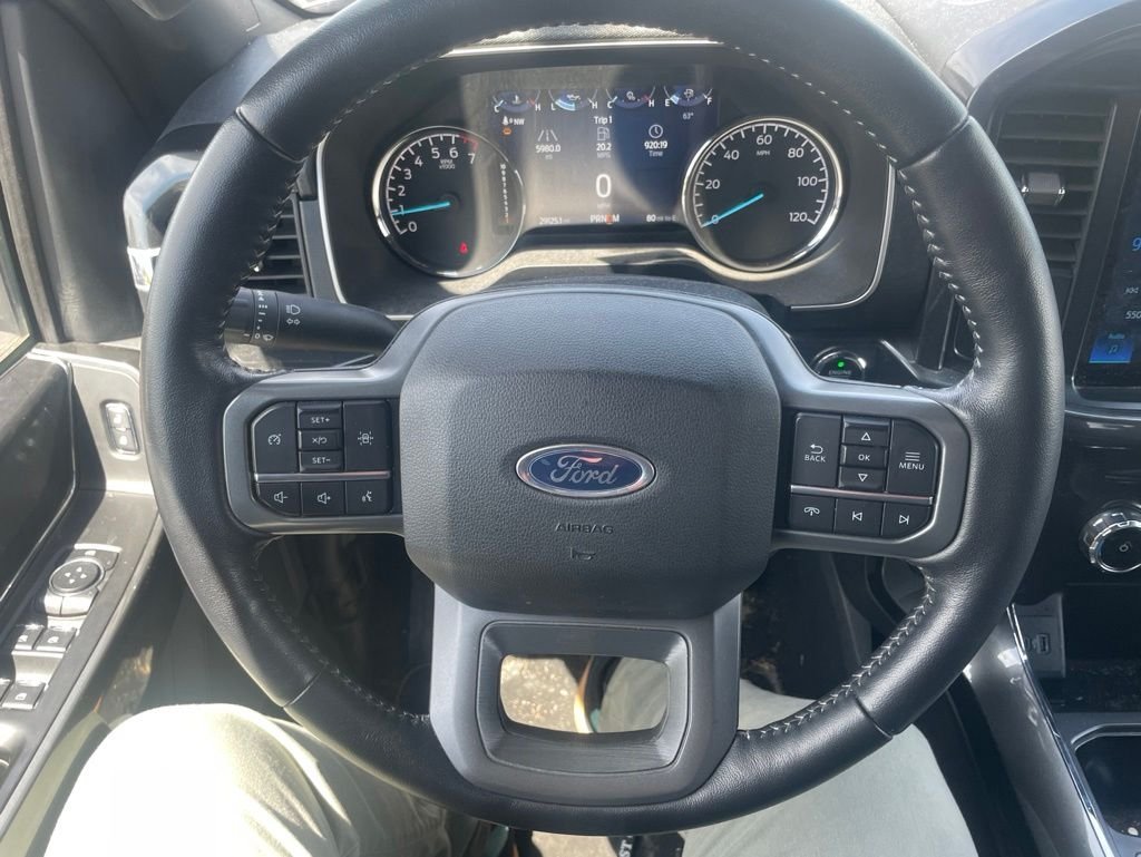 Used 2022 Black Ford XLT image 7