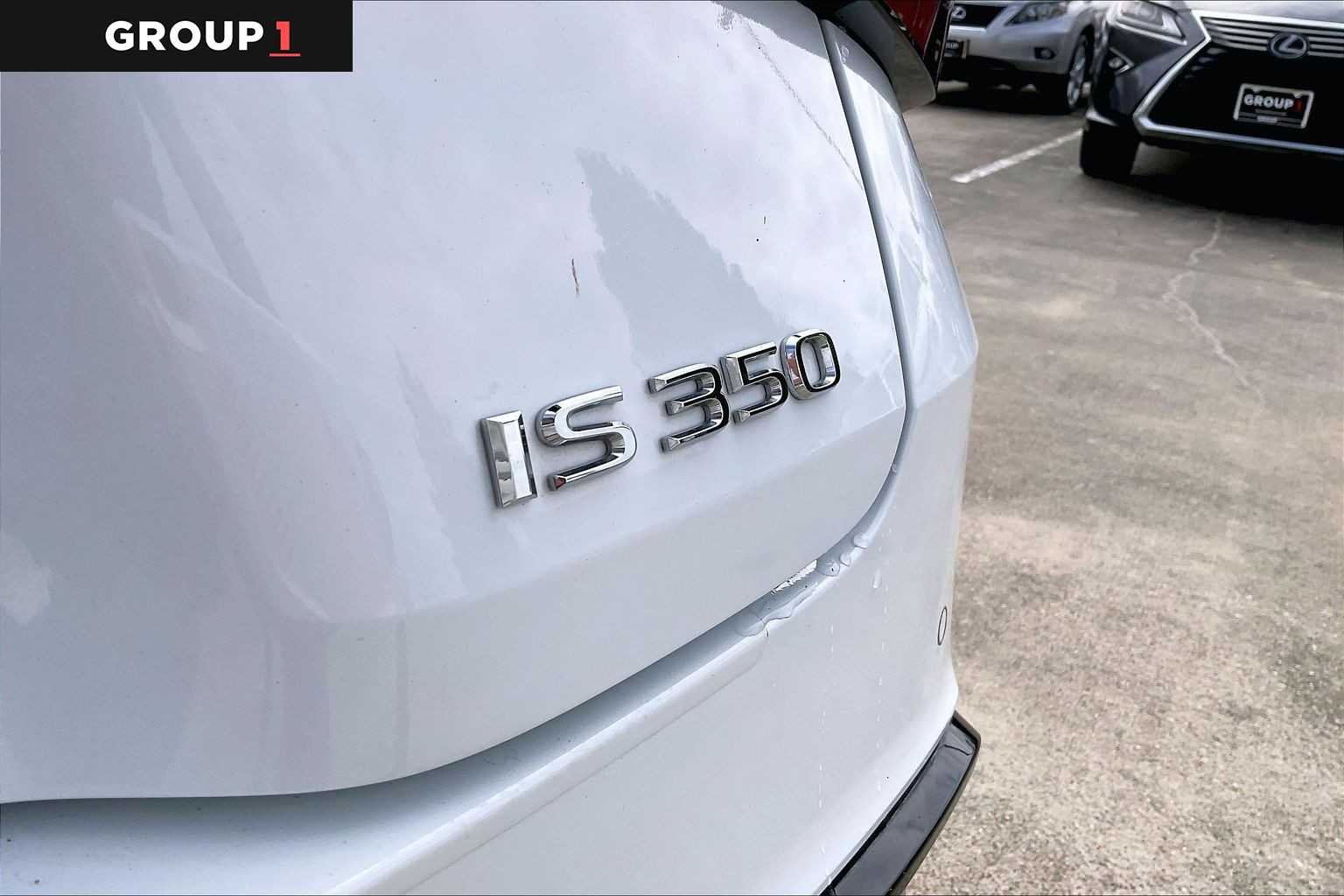 Used 2023 Ultra White Lexus F SPORT image 28