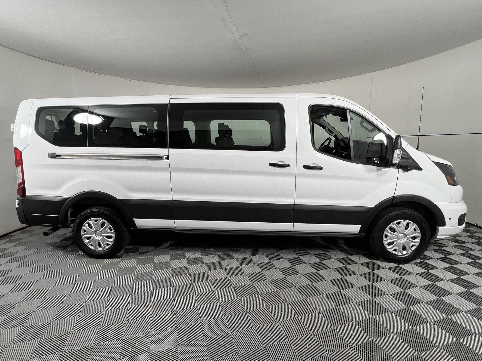 Used 2026 Oxford White Ford XLT image 11