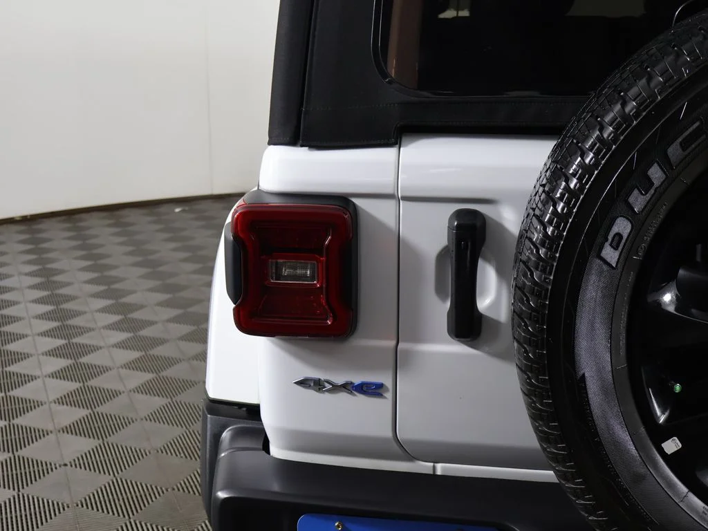 Used 2022 Bright White Clearcoat Jeep Unlimited Sahara 4xe image 12