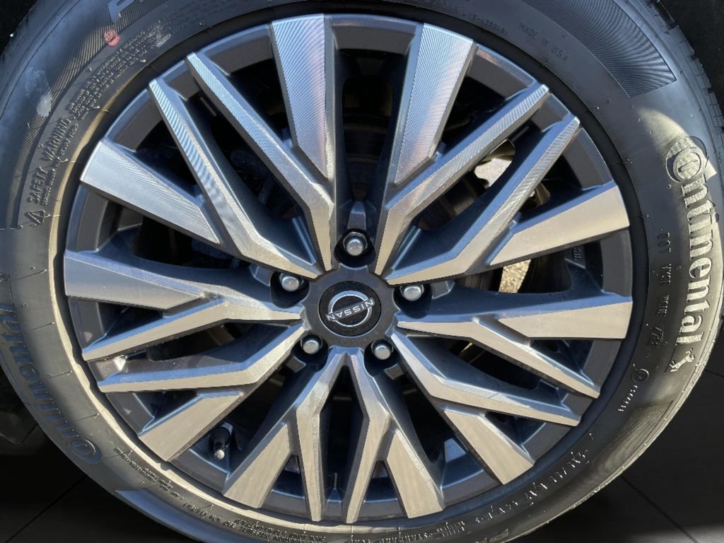 Used 2023 Gray Nissan 2.5 SV image 26
