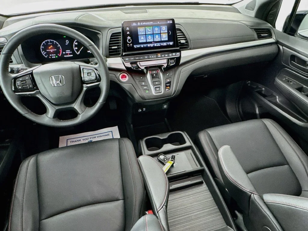 Certified Used 2026 Platinum White Pearl Honda Sport-L image 29