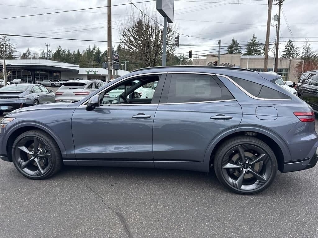 New 2026 Blue Genesis 2.5T SPORT PRESTIGE image 4