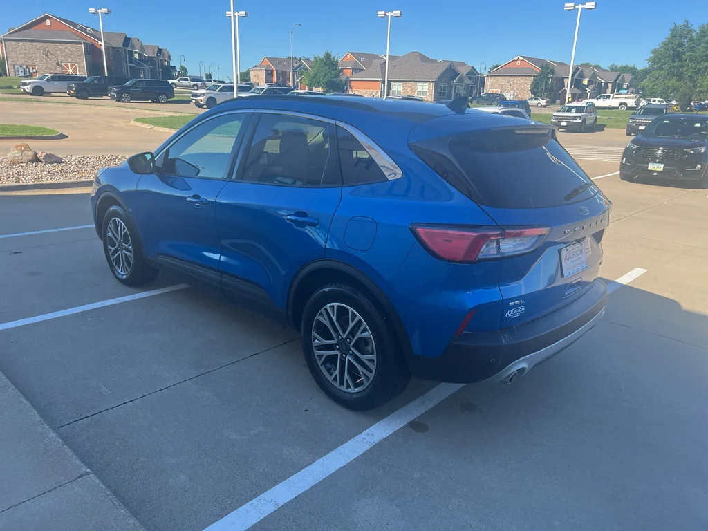 Used 2020 Velocity Blue Metallic Ford SEL image 6