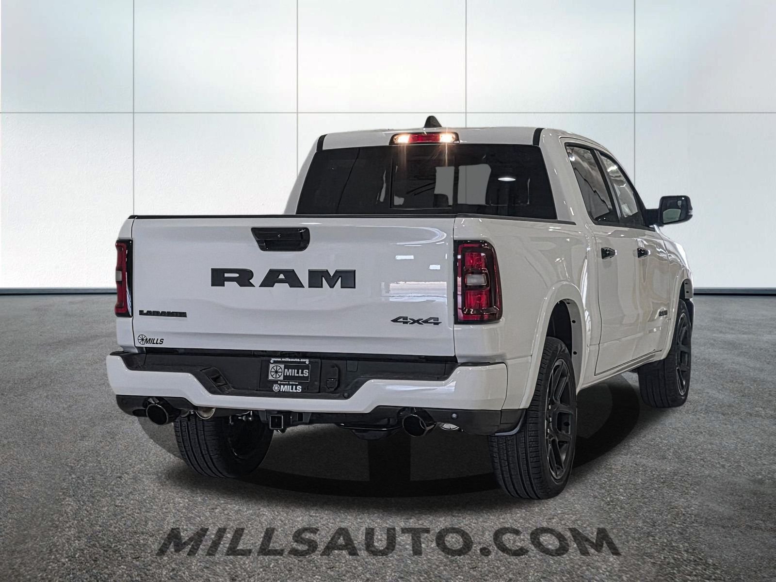 2026 RAM 1500 Laramie - Photo 7