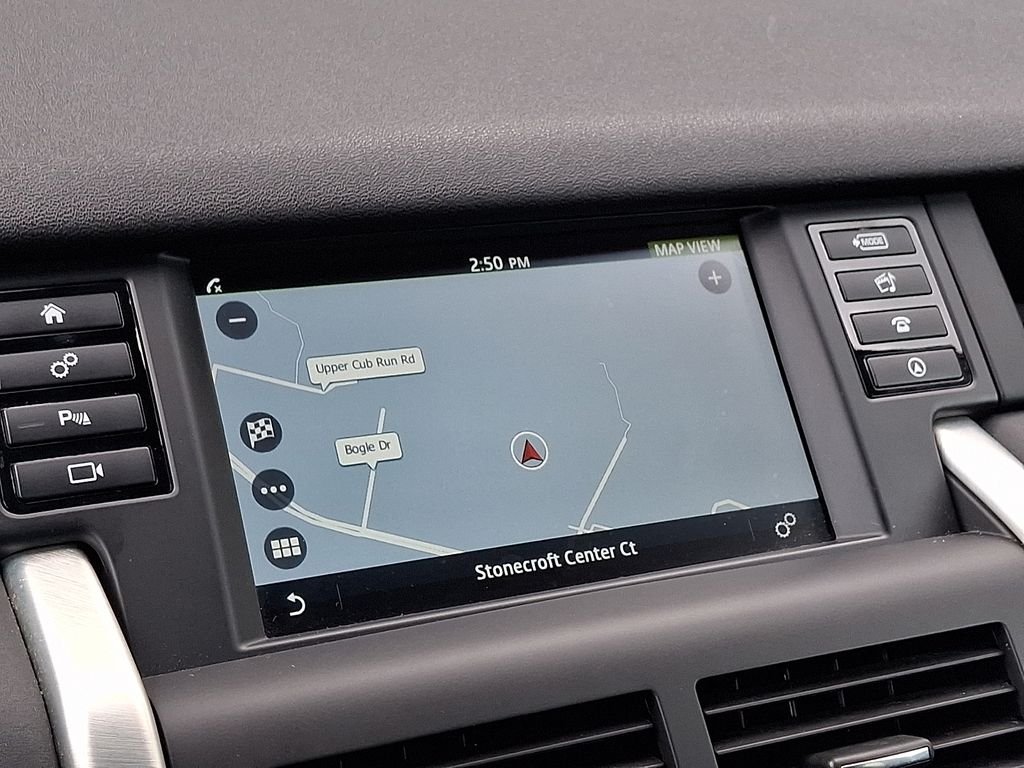 Used 2018 Narvik Black Land Rover SE image 16