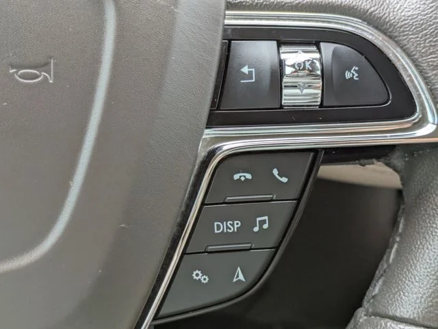 Used 2022 Blue Lincoln Standard image 26