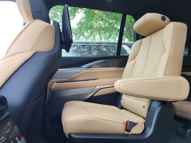 2025 Cadillac Escalade IQ Sport 2 - Photo 10