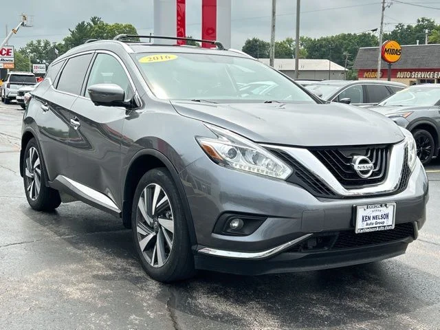 Used 2016 Gray Nissan Platinum image 16