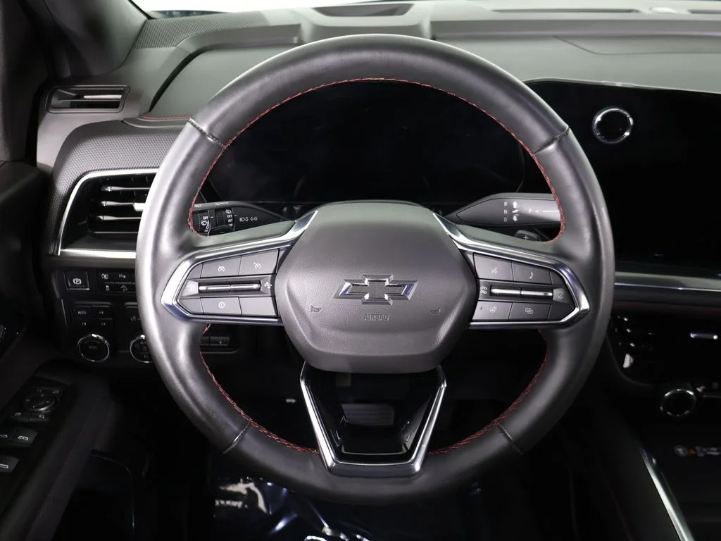 Used 2025 Black Chevrolet RST image 49