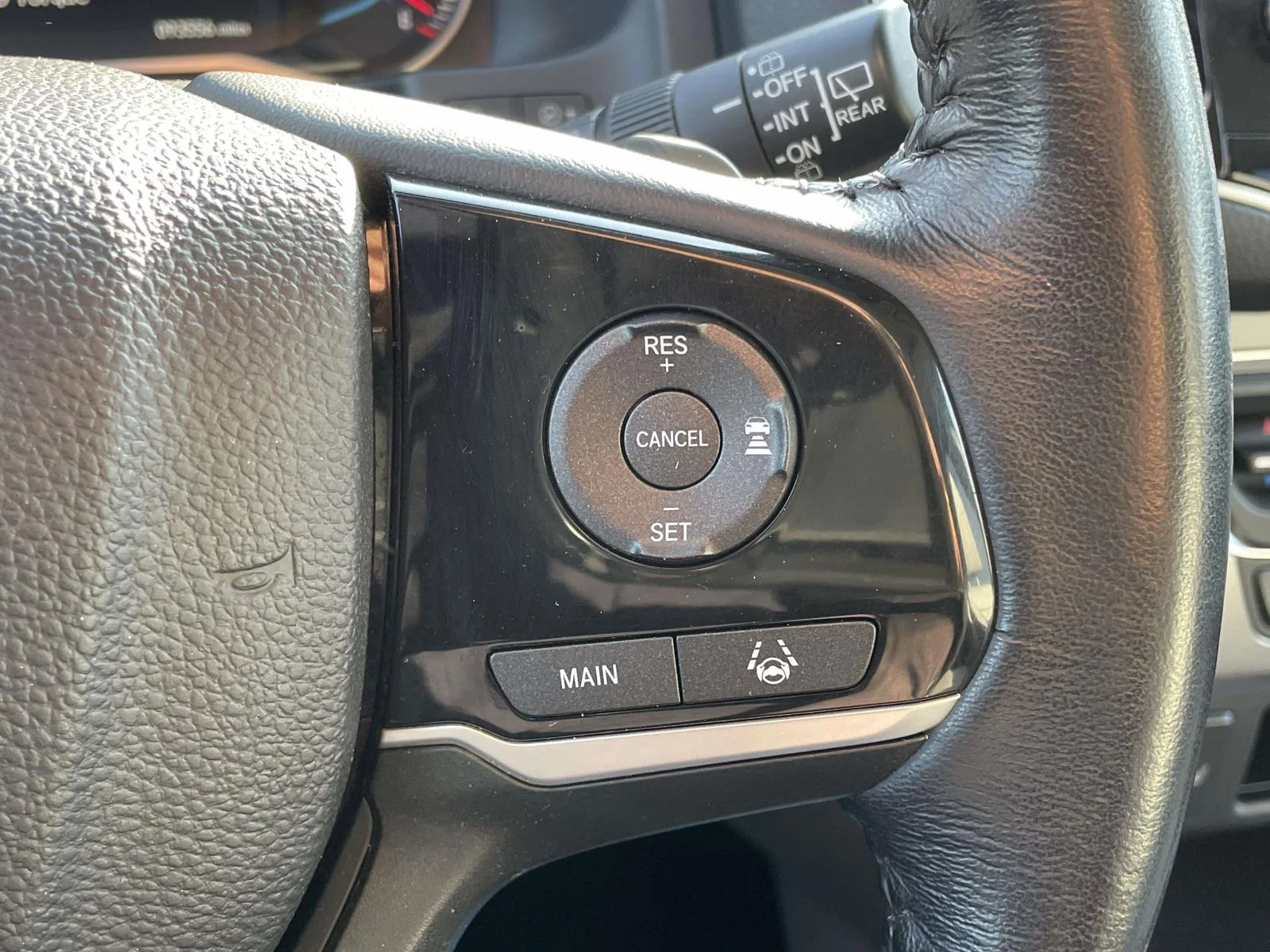 Used 2021  Honda EX-L image 12