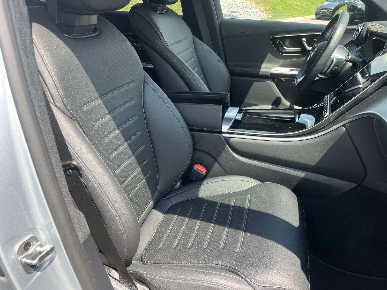 Used 2026 Cirrus Silver Metallic Mercedes-Benz GLC 300 image 22