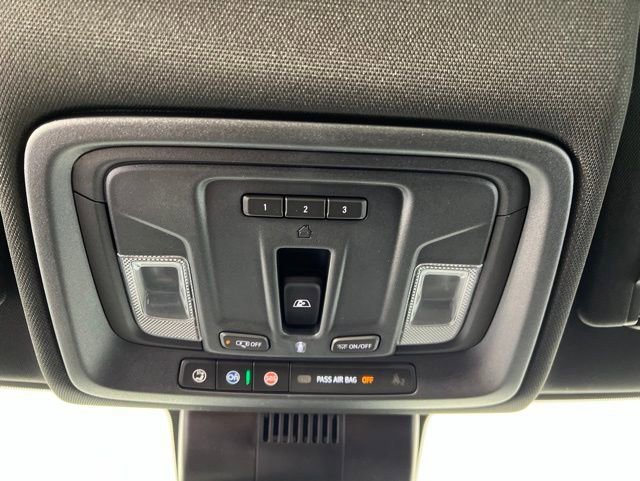 New 2026 Sterling Metallic GMC AT4 image 32