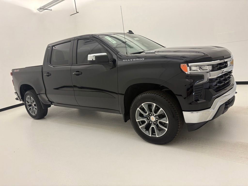 2026 Chevrolet Silverado 1500 LT 4X4 Crew Cab Short Box's photo