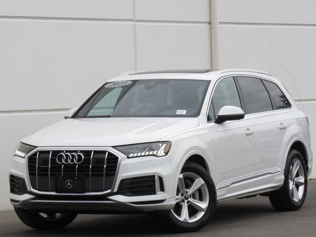 2023 Audi Q7 45 Premium Plus quattro Tiptronic's photo