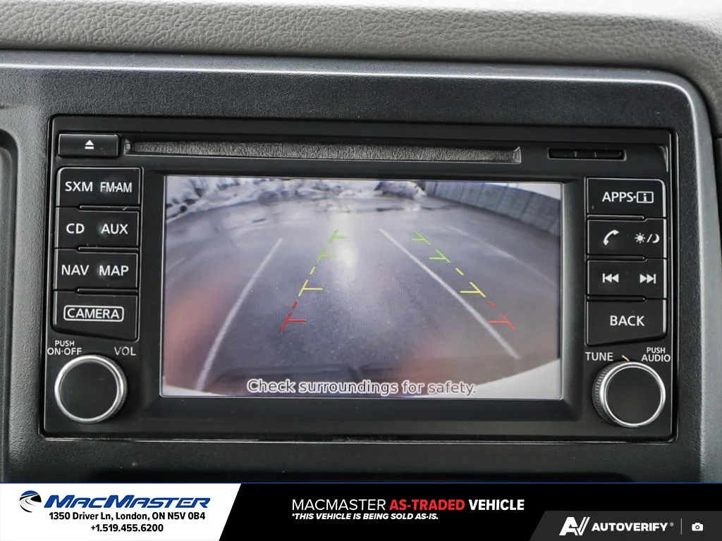 Used 2017  Nissan  image 29