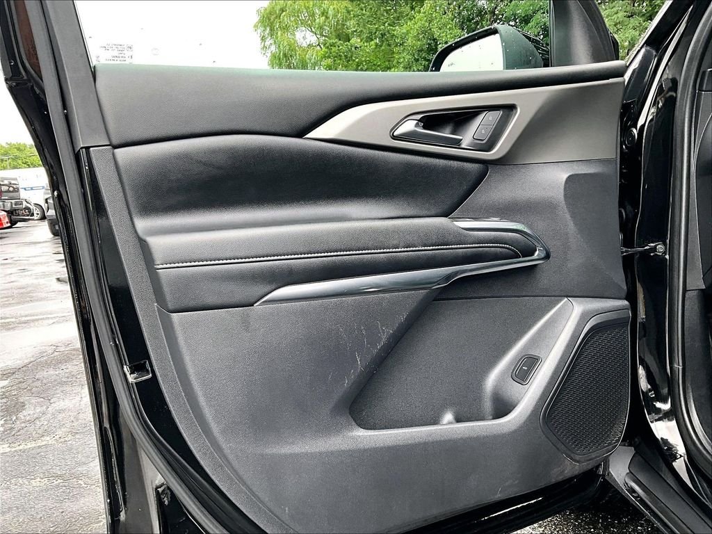 Used 2024 Black Chevrolet LT image 9