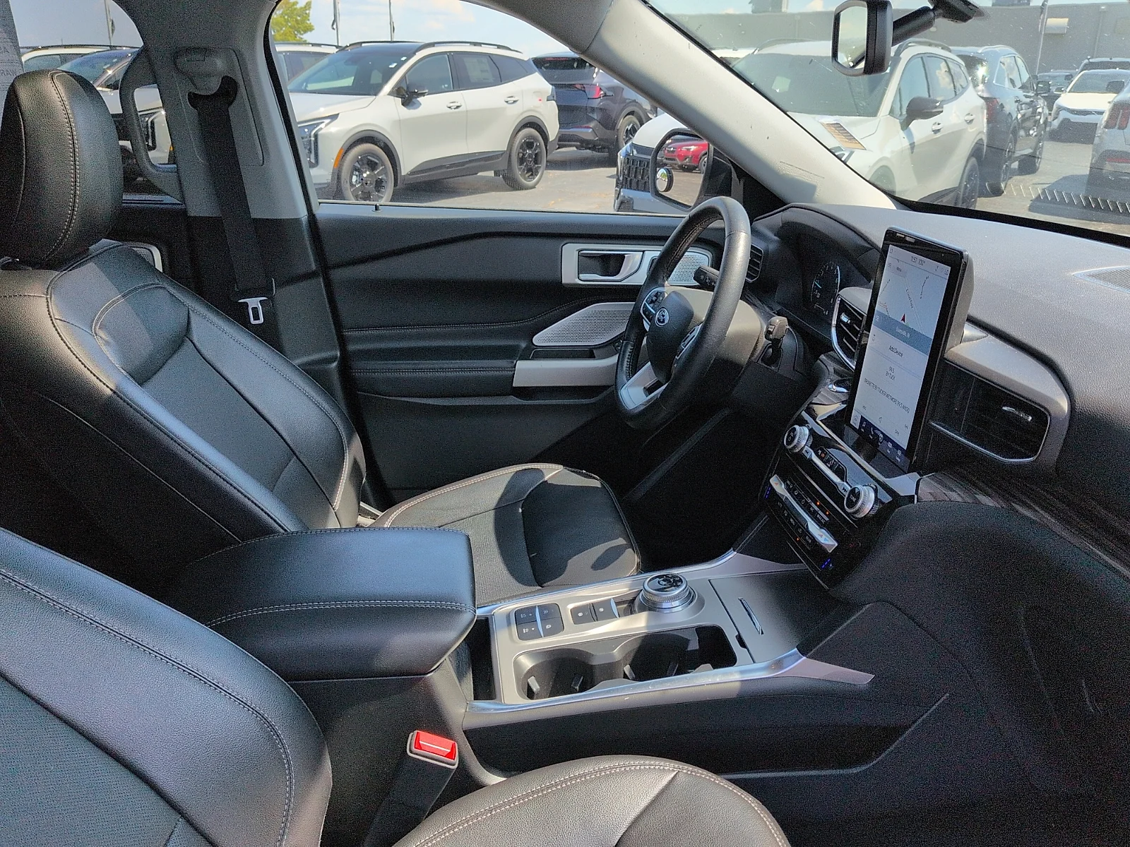 Used 2023 Silver Metallic Ford Limited image 7