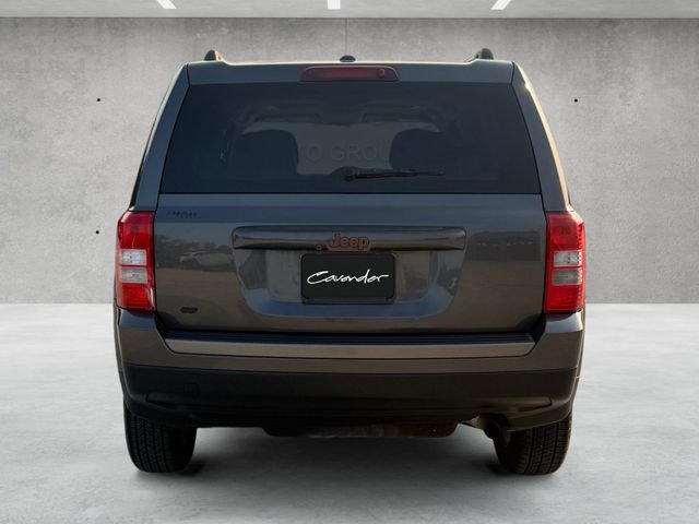 Used 2016 Granite Crystal Clearcoat Metallic Jeep Sport image 16