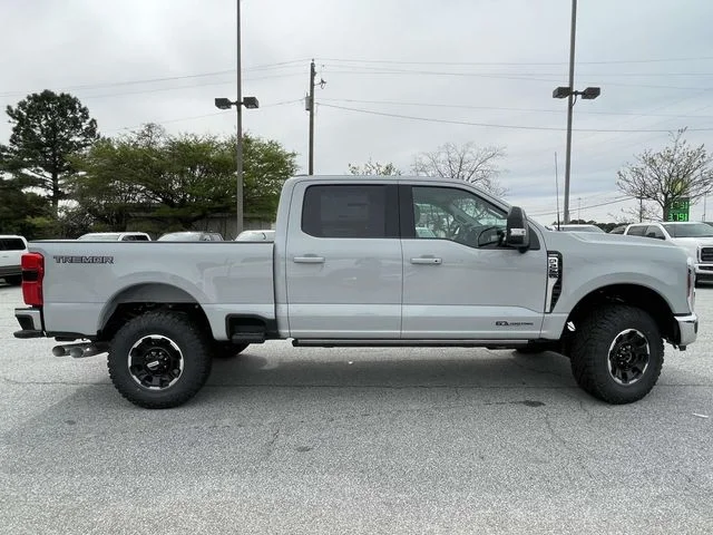 New 2026 Avalanche Ford F-250® Lariat® image 2