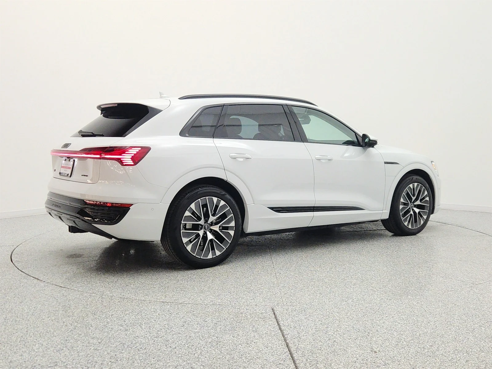 Used 2024 Glacier White Metallic Audi Premium Plus quattro image 5