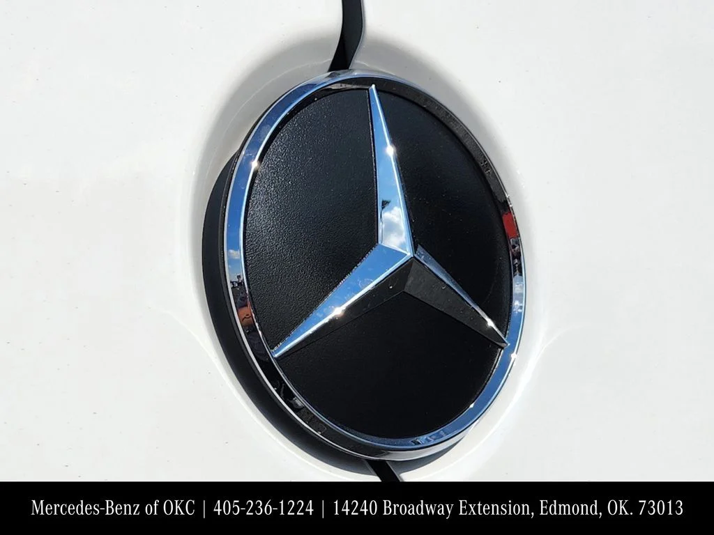 Used 2025 White Mercedes-Benz Cargo 144 WB image 8