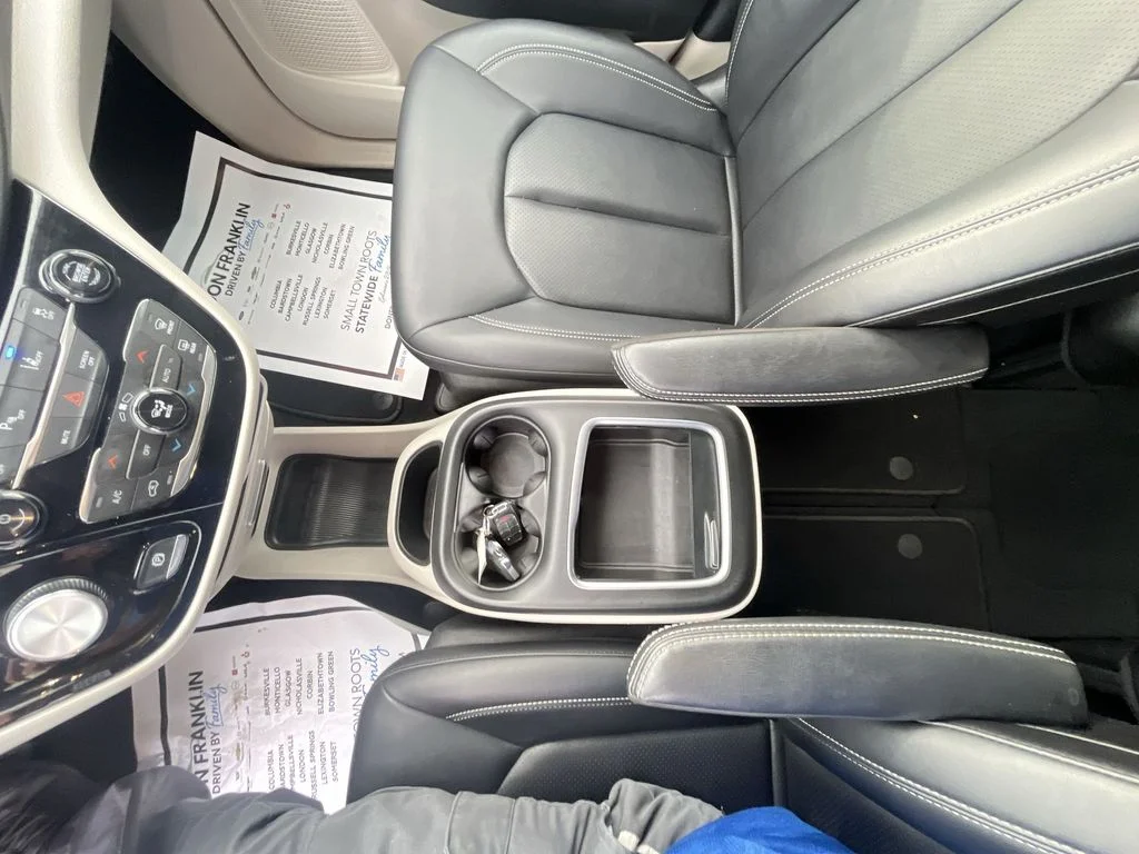 Used 2024 White Chrysler Touring L image 20