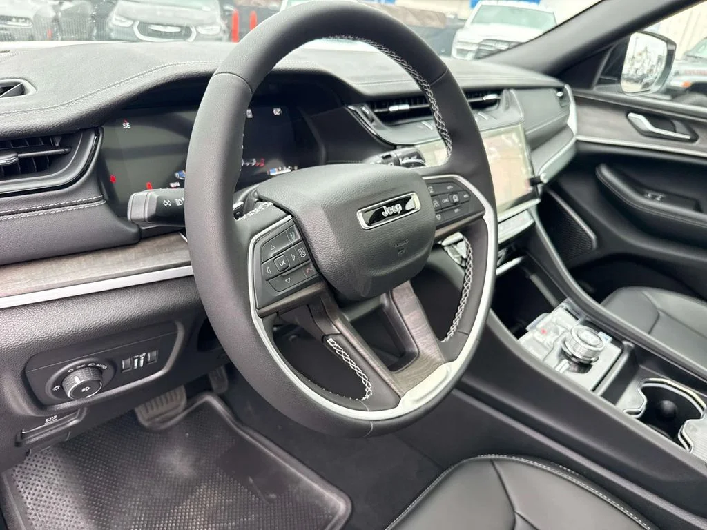 New 2026 White Jeep Limited image 25