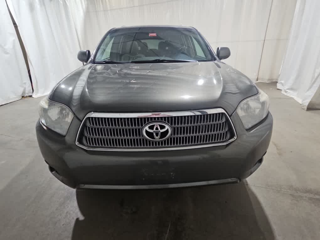 Used 2010 Cypress Pearl Toyota Limited w/3rd Row image 5
