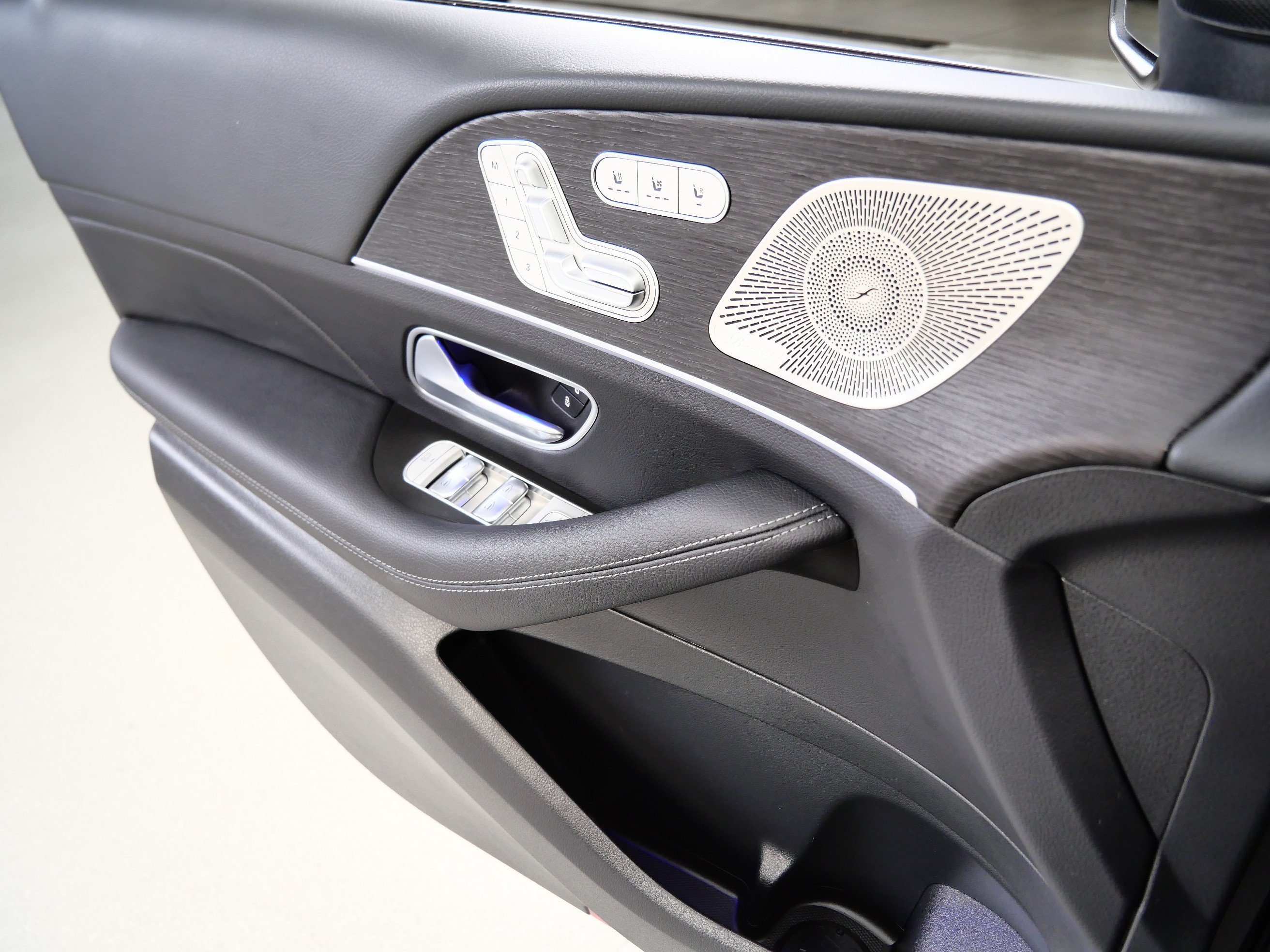 2026 Mercedes-Benz GLS Base - Photo 32