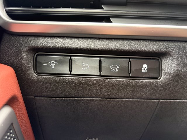 Certified Used 2024 White Pearl Kia EX image 26