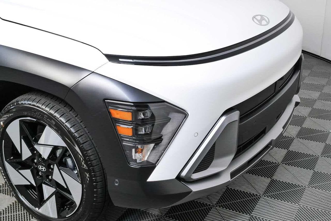 New 2026 Atlas White Hyundai Limited FWD image 49