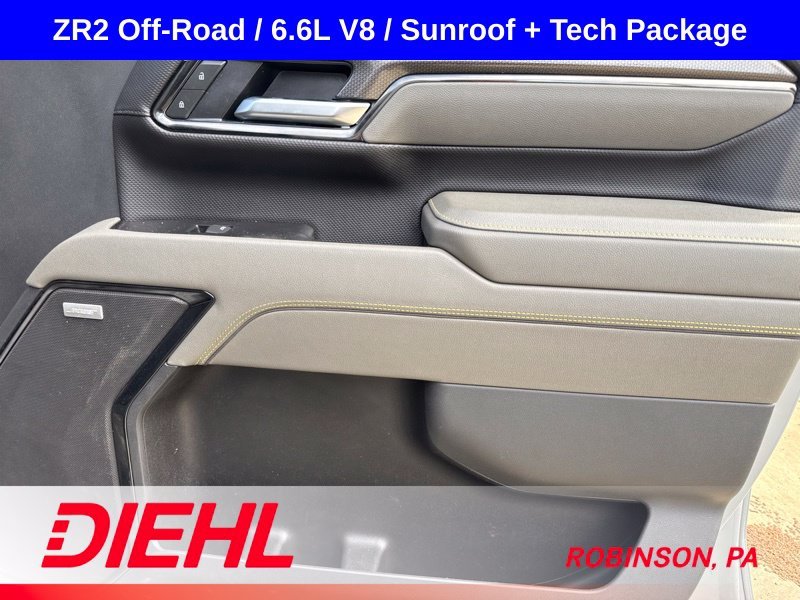 Used 2025 Gray Chevrolet ZR2 image 17
