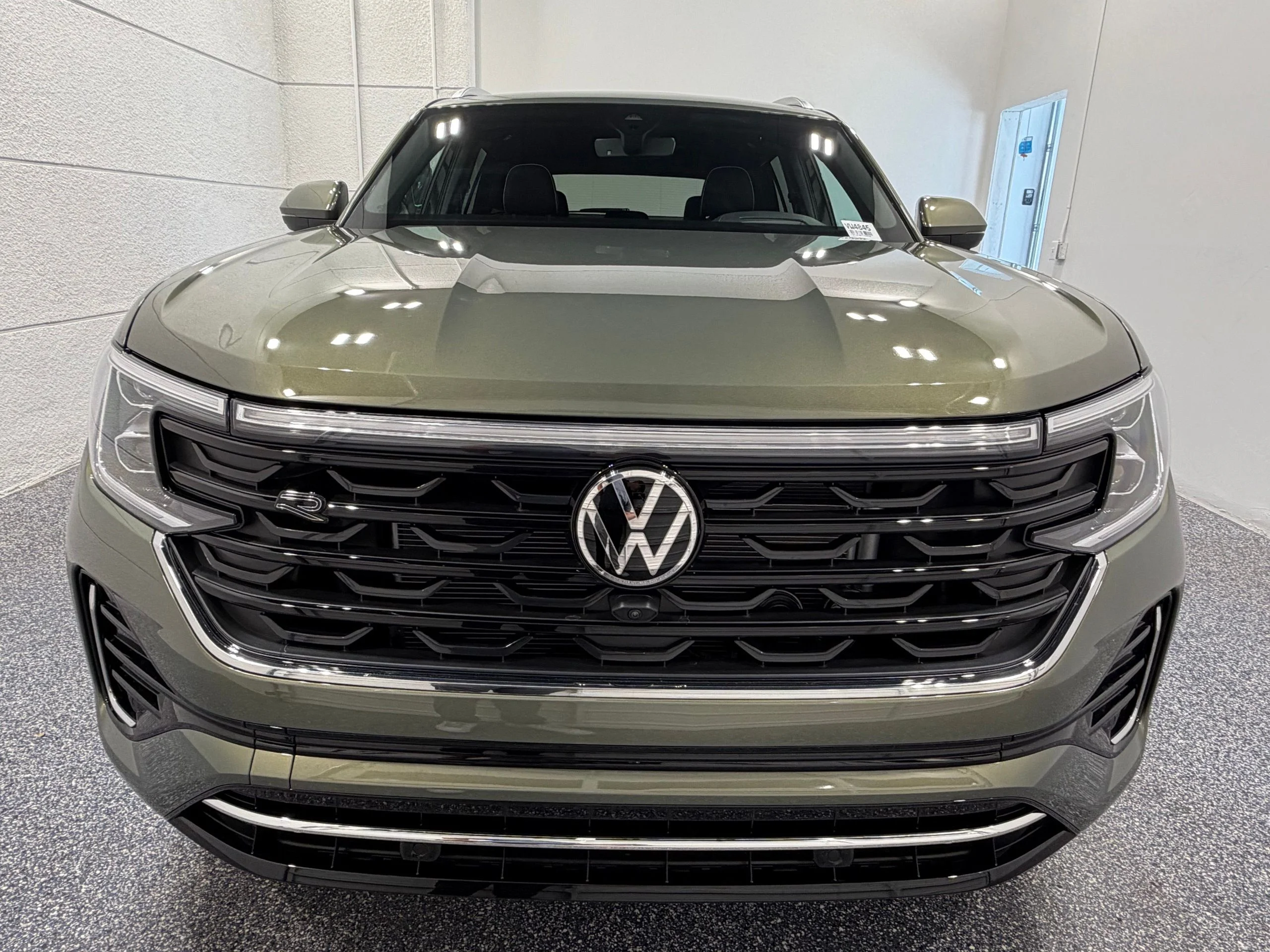 New 2026  Volkswagen 2.0T SEL Premium R-Line image 11