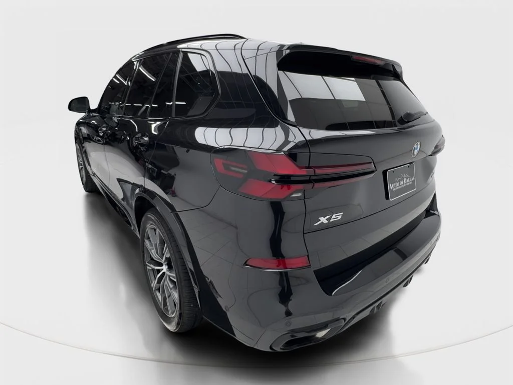 Used 2025 Black BMW sDrive40i image 10