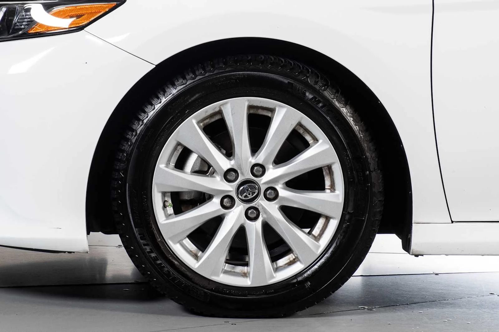 Used 2019 Super White Toyota LE image 11