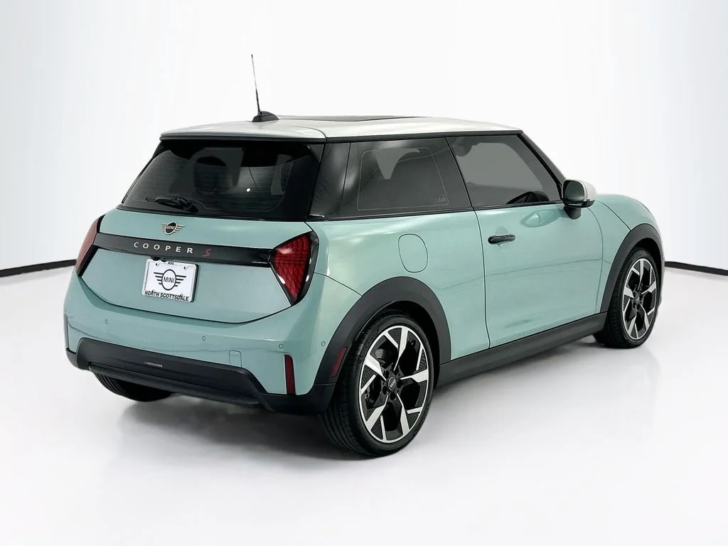 Used 2026 Ocean Wave Green Metallic MINI Signature Plus image 5