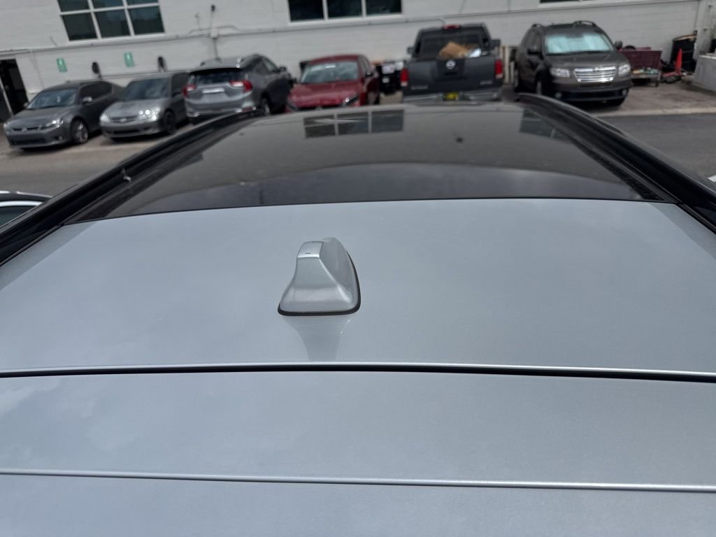 Used 2022 Silver Kia SX image 6