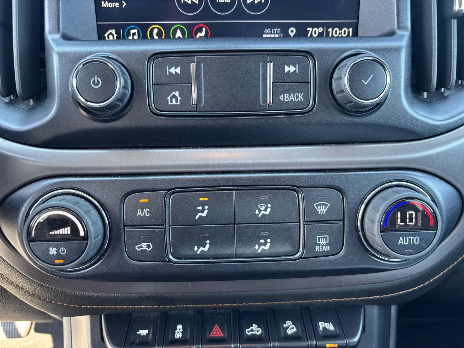 Used 2022 Satin Steel Metallic GMC AT4 - Leather image 24