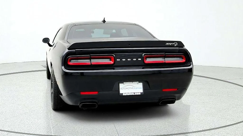 Used 2017 Pitch Black Clearcoat Dodge SRT Hellcat Coupe w/ 8-Speed Automatic & Power Sunroof image 6