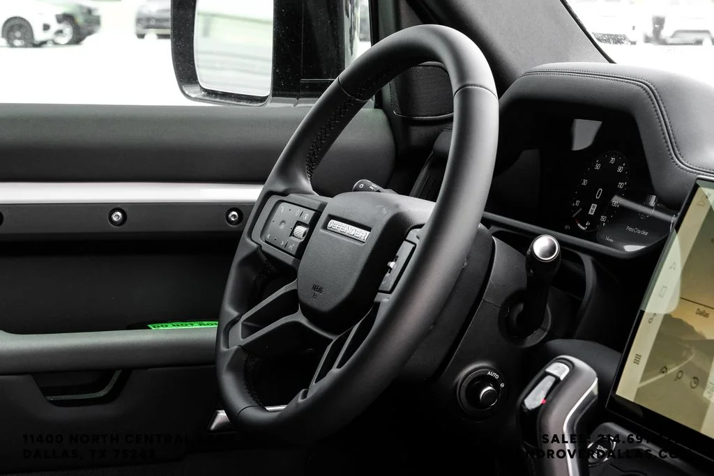 New 2026 Fuji White Land Rover S image 18