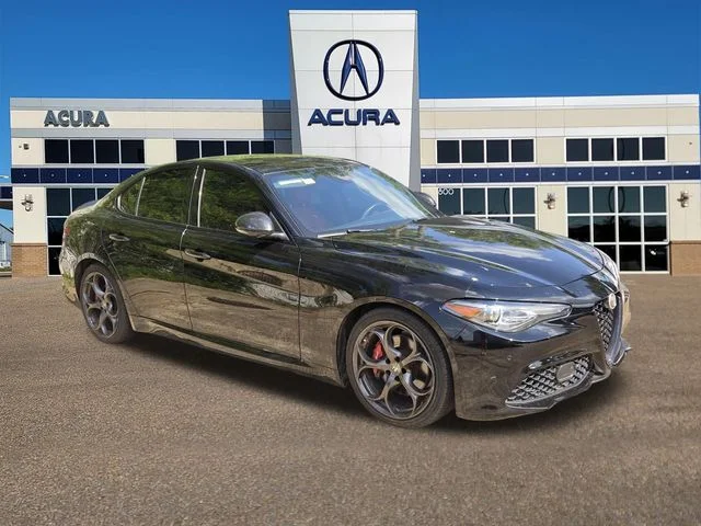 2021 Alfa Romeo Giulia 2.0 Ti Sport Auto's photo