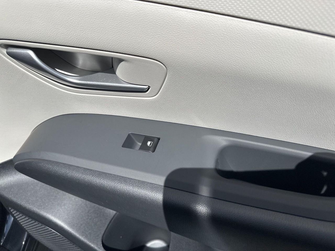 New 2026 Gray Hyundai SEL AWD image 100