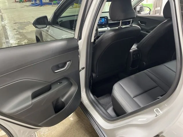 Used 2024 Cyber Gray Metallic Hyundai Limited image 40