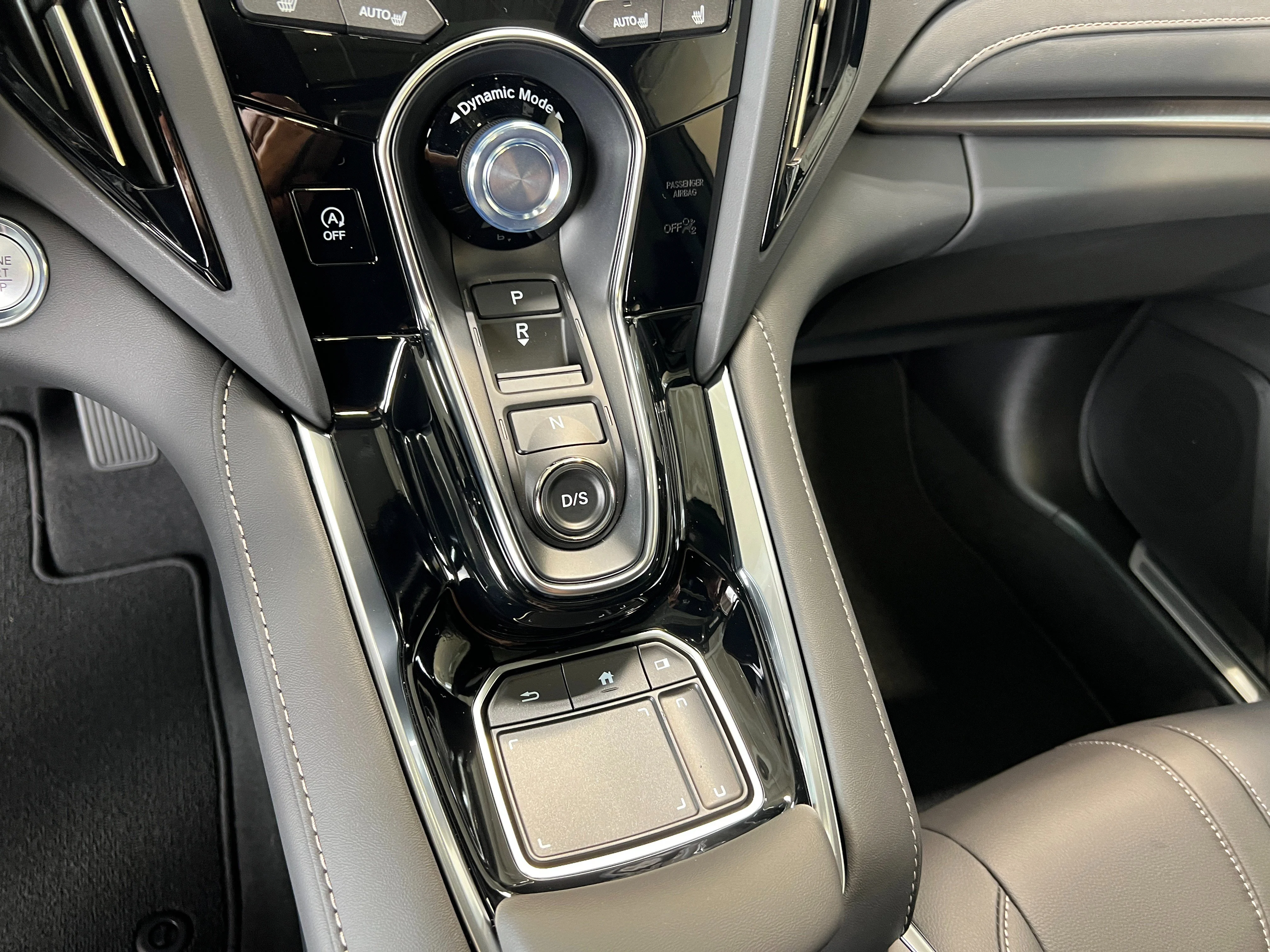 New 2026 Liquid Carbon Metallic Acura  image 25