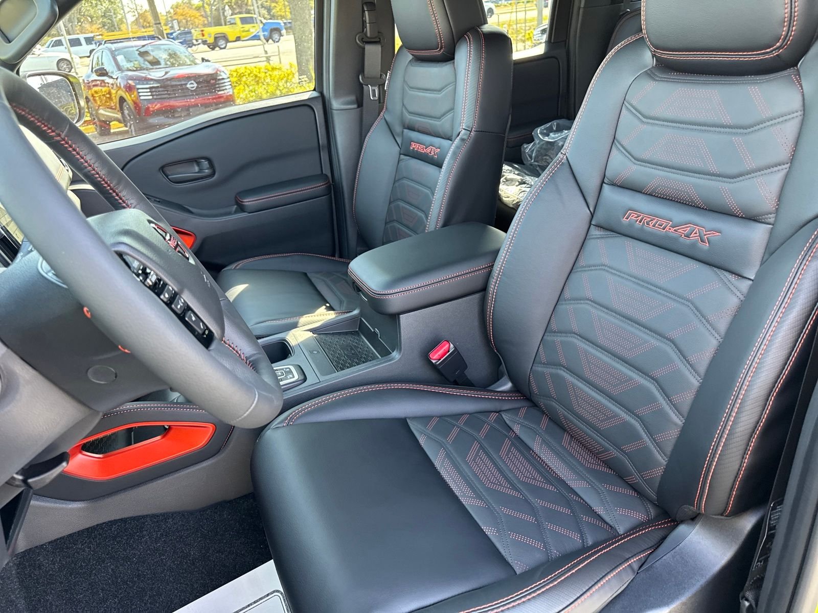 New 2026 Nissan Frontier PRO-4X 4D Crew Cab