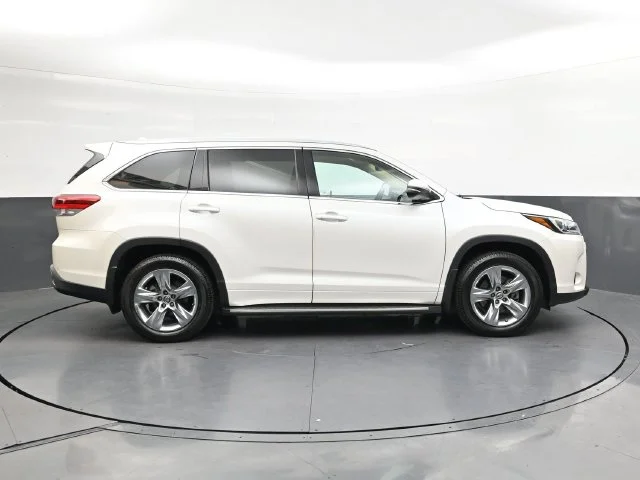 Used 2018 White Toyota Limited image 3