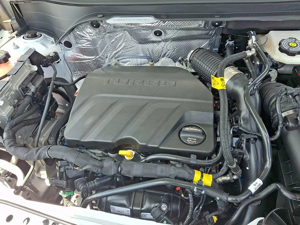 New 2026 Summit White Chevrolet LS image 21